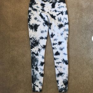 Nike leggings
